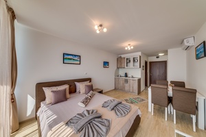 Apartcomplex Golden Bay - Studio Apartment 414 Photo