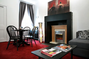 Royal Mile Apartment Edinburgh Photo